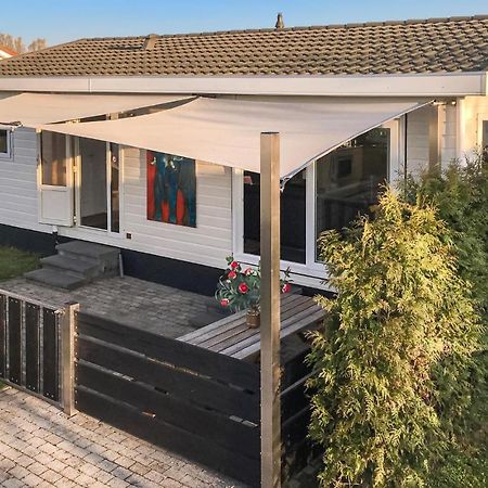 De Flierefluiter Villa Sint Annaland Exterior photo
